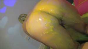 play-your-farts-right-with-chelsey_22.jp